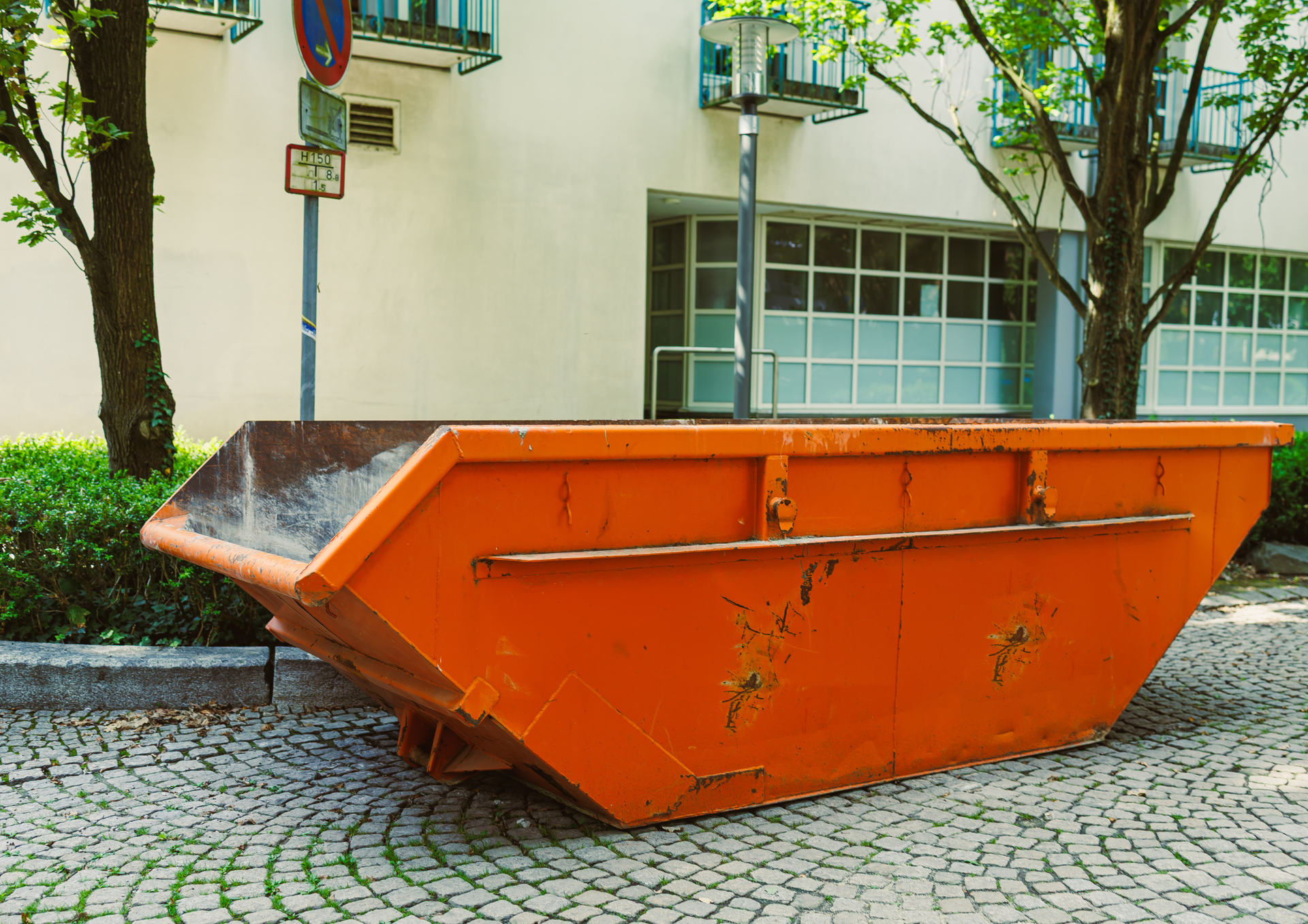 Cheap Skip Hire Advice for Small Projects With Limited Space Tips