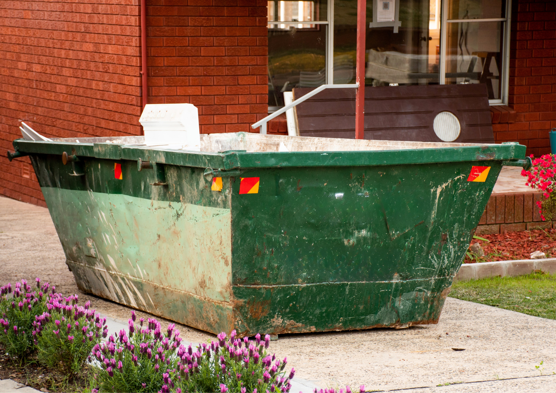 Skips and Controlled Parking Zones Explained for Safe Placement